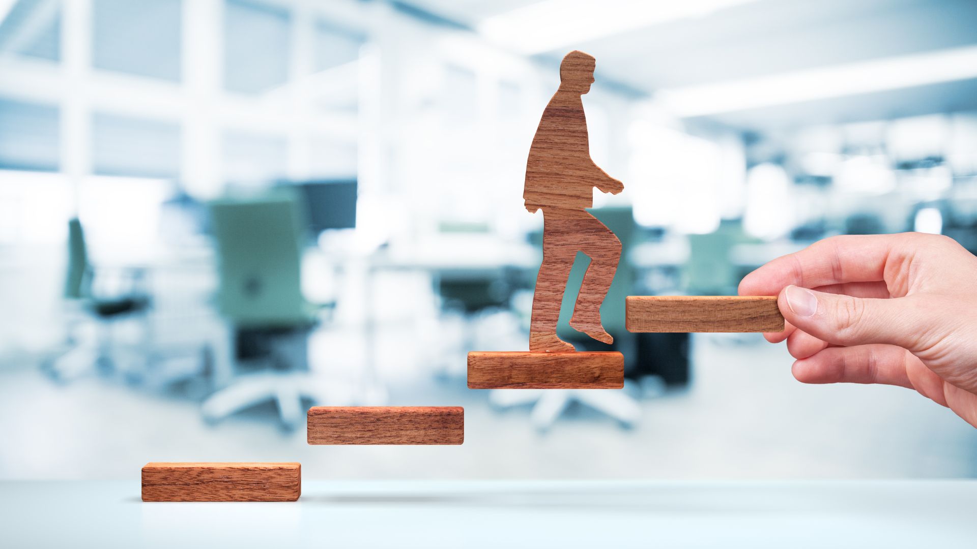 LISTO Motivación real en el trabajo: claves para reconectar tras el verano