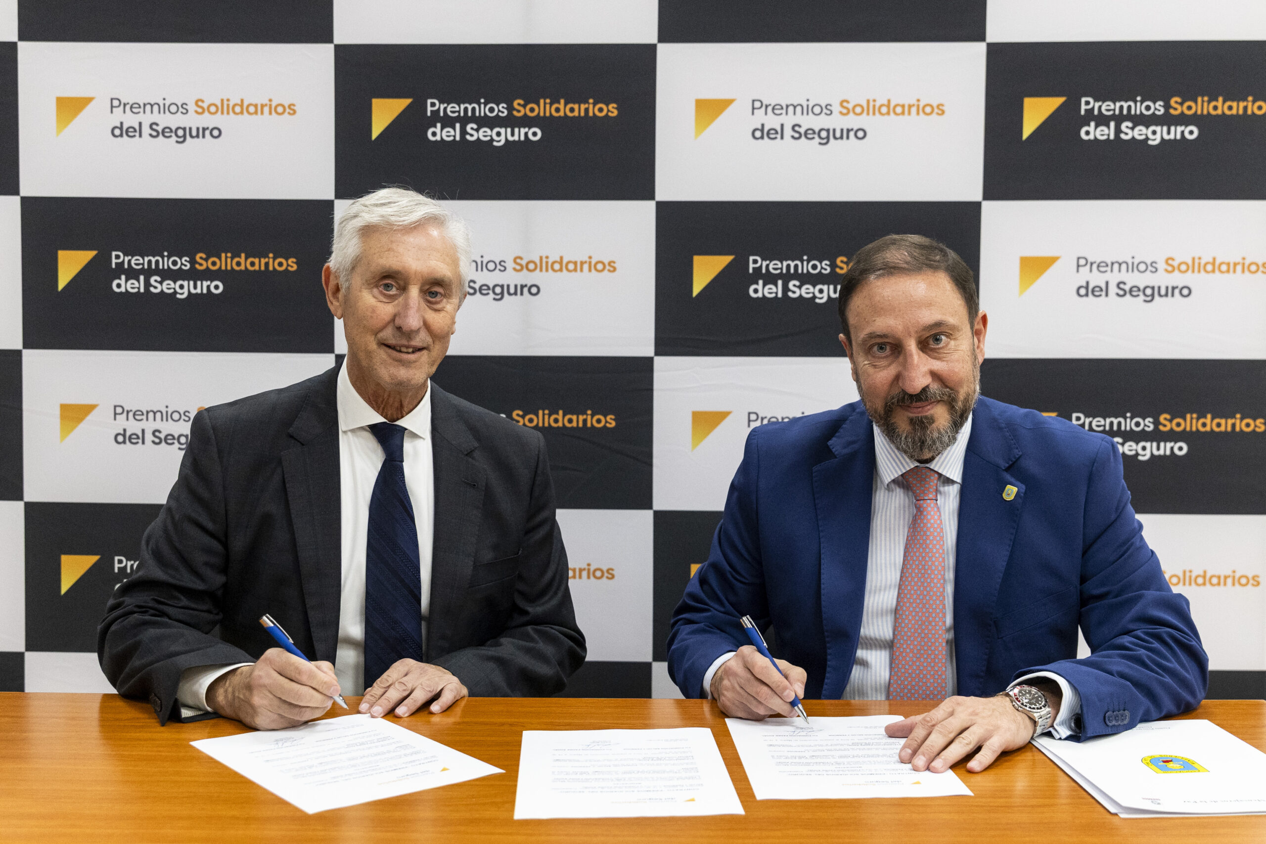 Fundación Salud y Persona entrega uno de los Premios Solidarios del Seguro a Mensajeros de la Paz